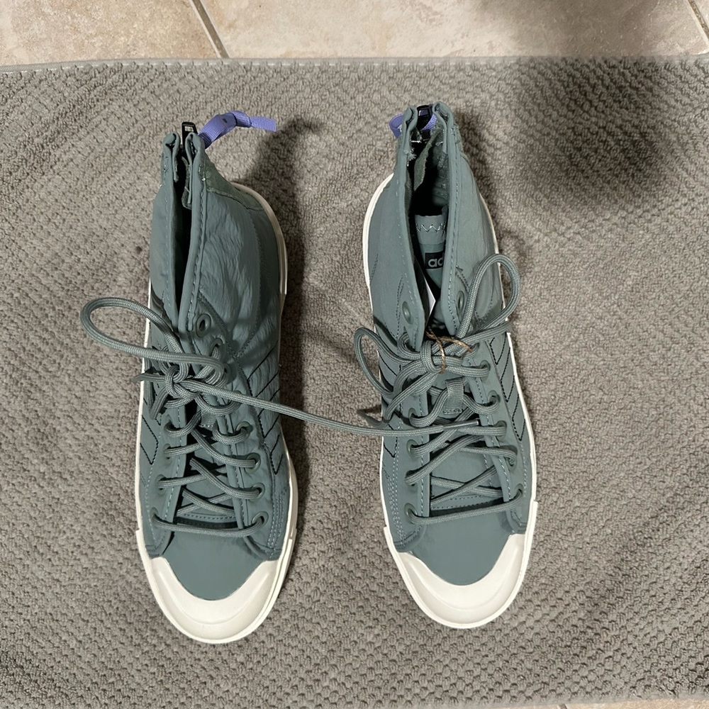 Adidas Nizza Bonega high top shoes